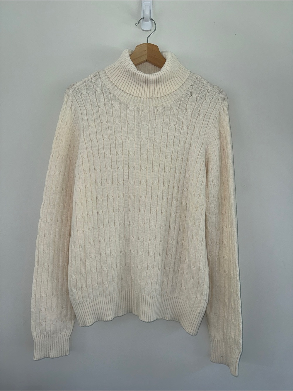 St. John's Bay Classic Ivory / Cream Cable-Knit Turtleneck Sweater, XL